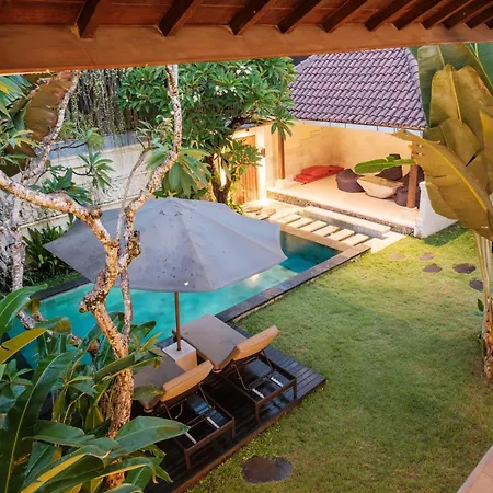 Uma Lima Villa Batu Belig - Close To The Beach Canggu  Exterior photo
