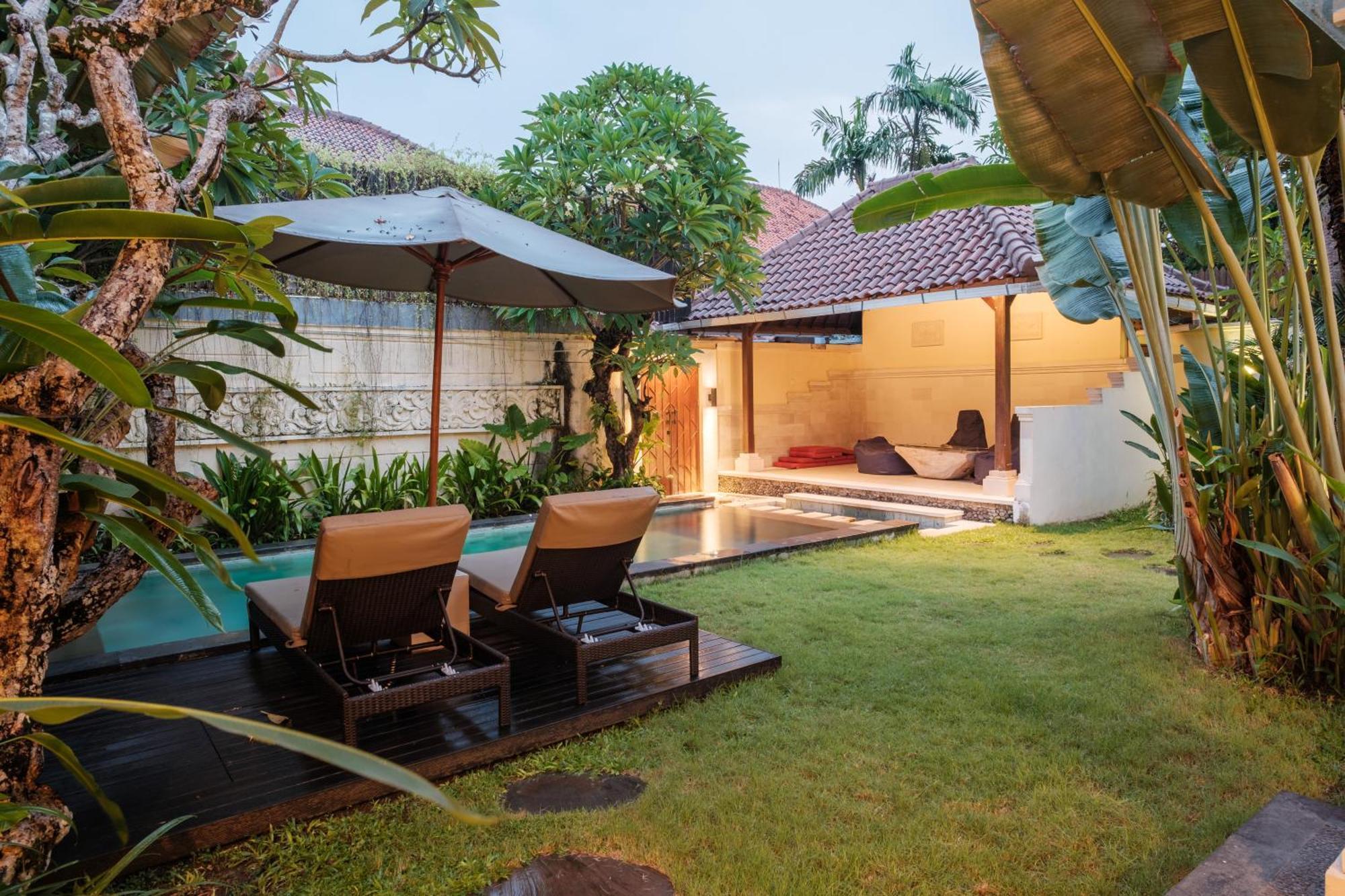 Uma Lima Batu Belig - Close To The Villa