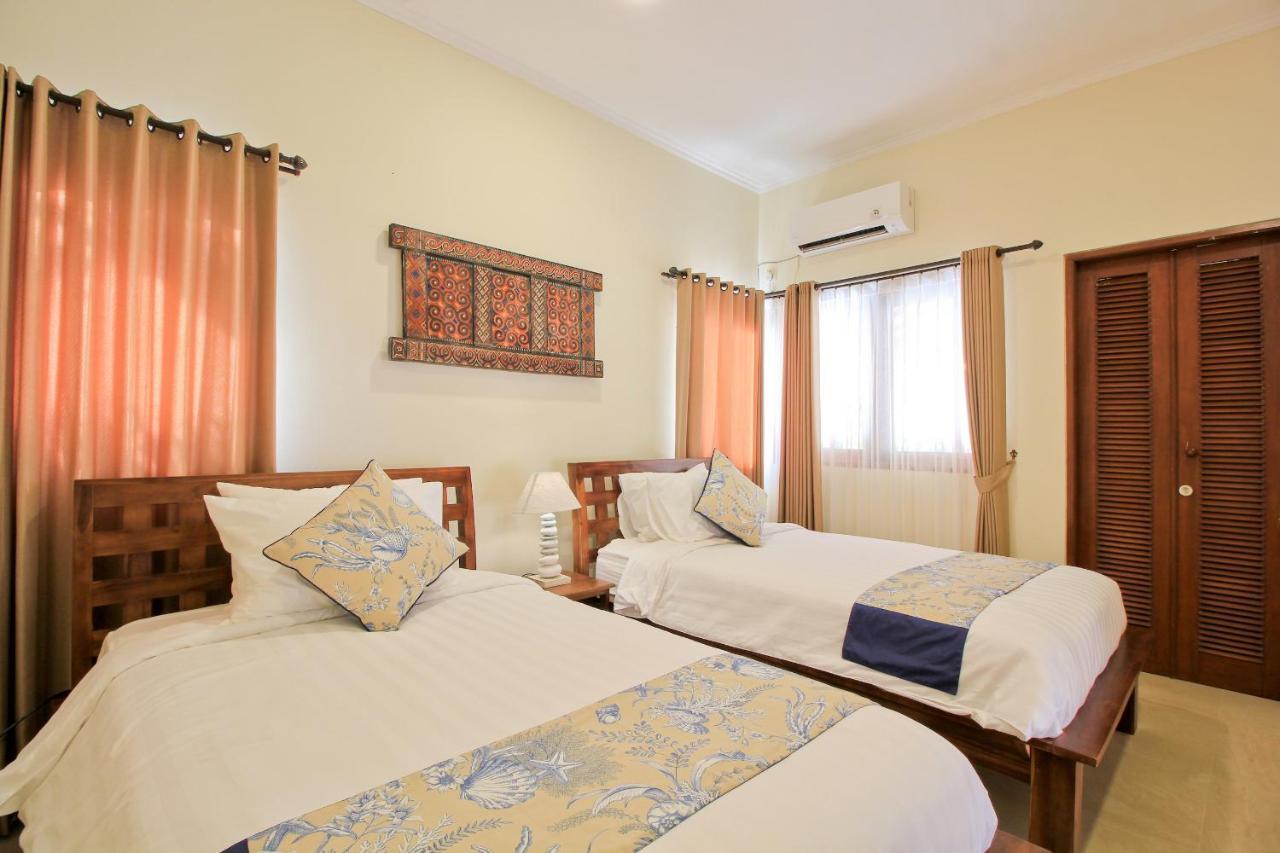 Villa Uma Lima Batu Belig - Close To The